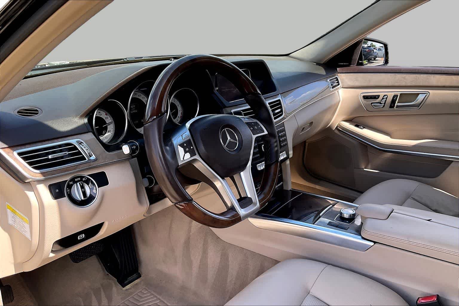 Used 2014 Black Mercedes-Benz E 350 Sport image 15