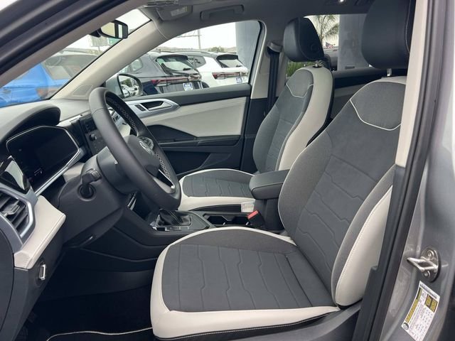 New 2026 Silver Volkswagen 1.5T SE image 18