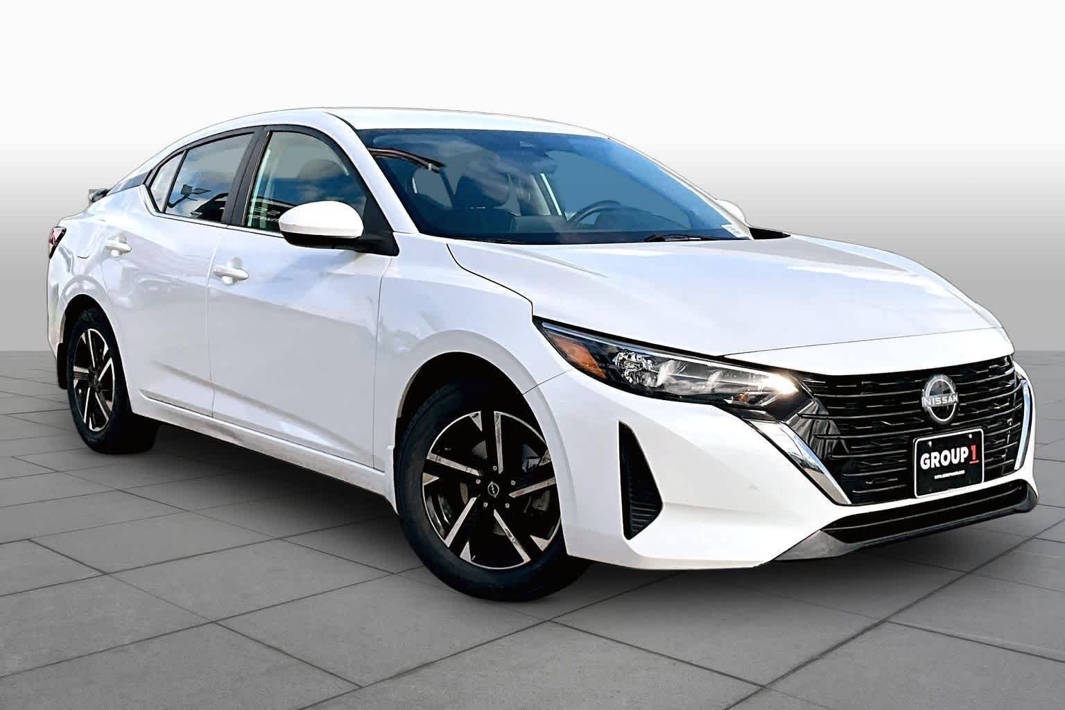 Used 2024 Aspen White Tricoat Nissan SV image 3