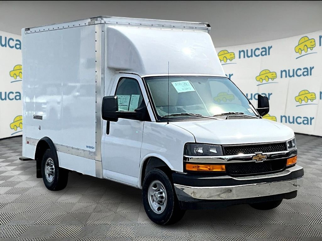 2025 Chevrolet Express Cutaway