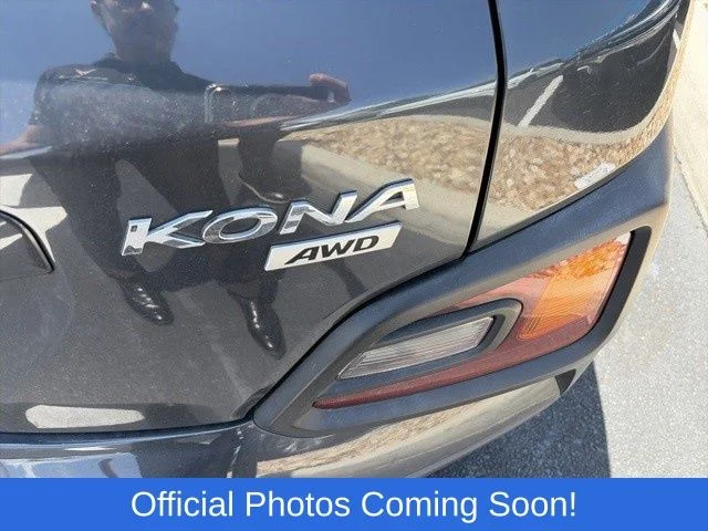 Used 2019 Gray Hyundai SE image 6