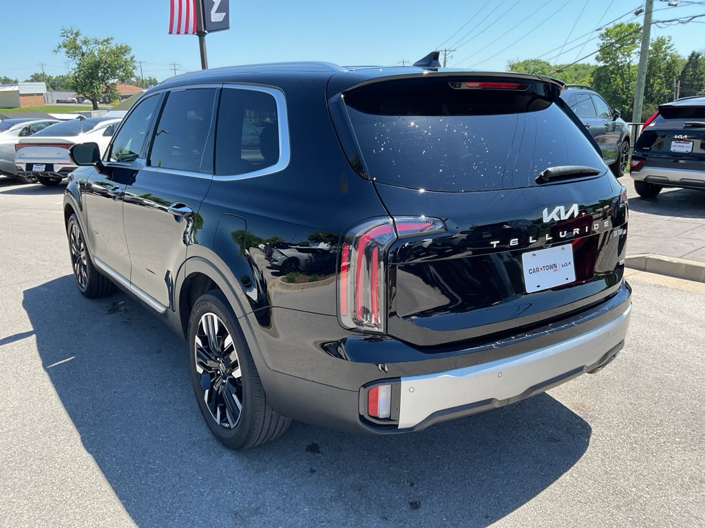 Certified Used 2024 Ebony Black Kia SX Prestige image 8