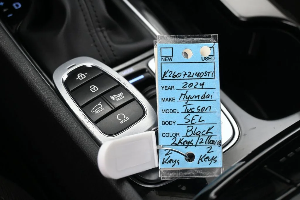 Used 2025 Cypress Gray Chevrolet RST image 26
