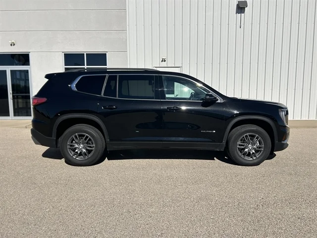Used 2025 BLACK GMC AWD Elevation image 4