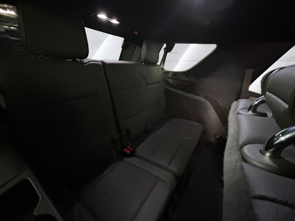 Used 2023 Blue GMC Denali image 16
