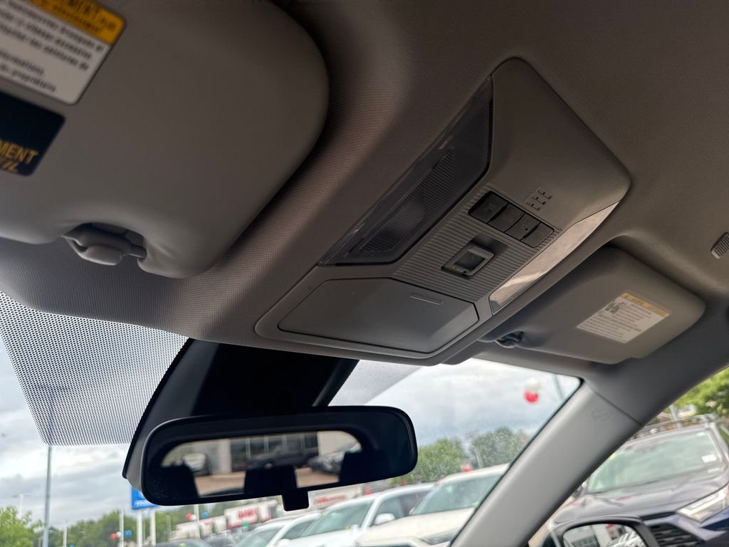 Used 2025 White Toyota LE image 29