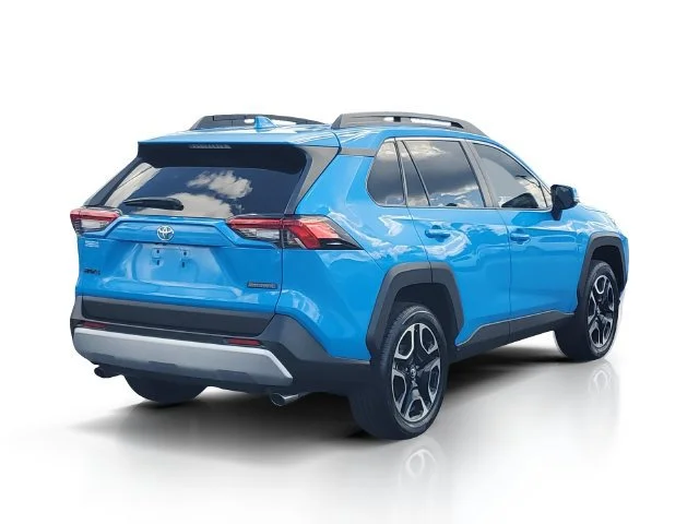 Used 2019 Blue Flame Toyota Adventure image 7