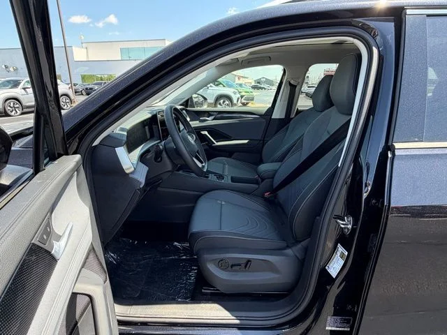 New 2026 Black Volkswagen 2.0T SE image 7