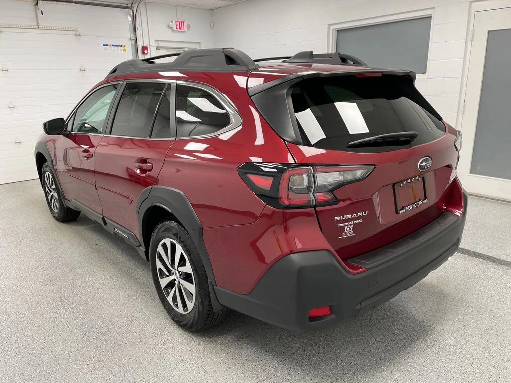 Used 2025 Crimson Red Pearl Subaru Premium image 9