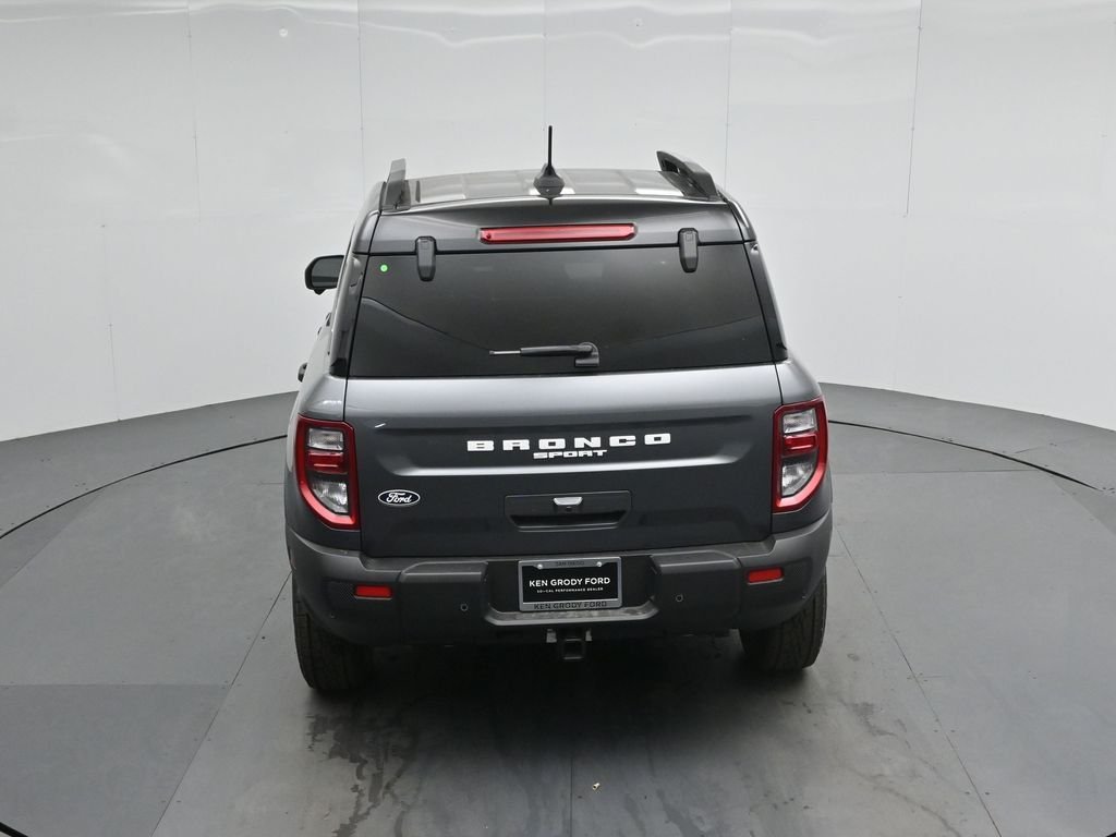 New 2026 Carbonized Gray Metallic Ford Badlands image 36