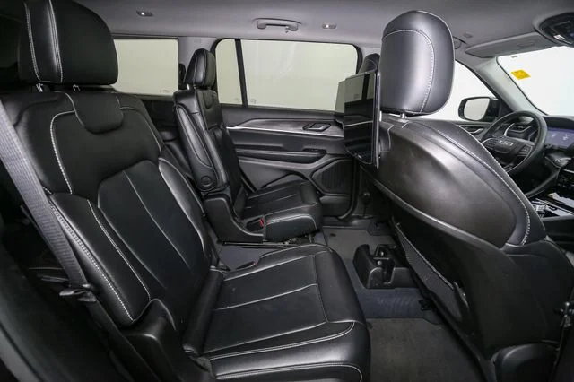 Used 2023 Orange Jeep Limited image 20