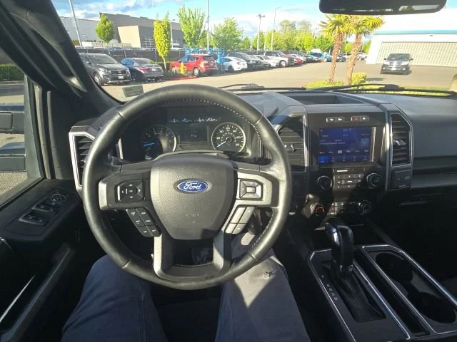 Used 2020 Magnetic Metallic Ford XLT image 14