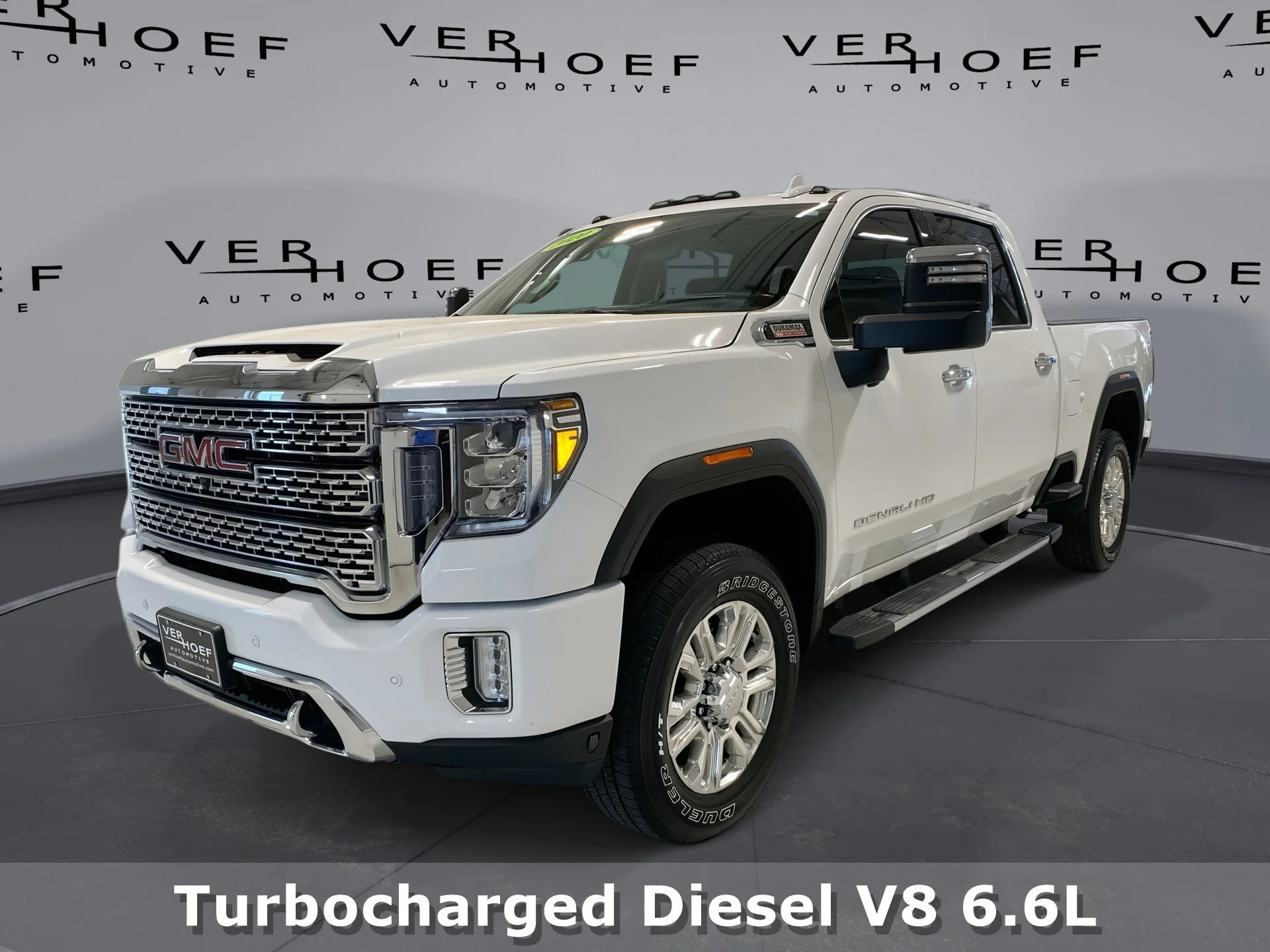2020 GMC Sierra 4WD Crew Cab Standard Box Denali's photo