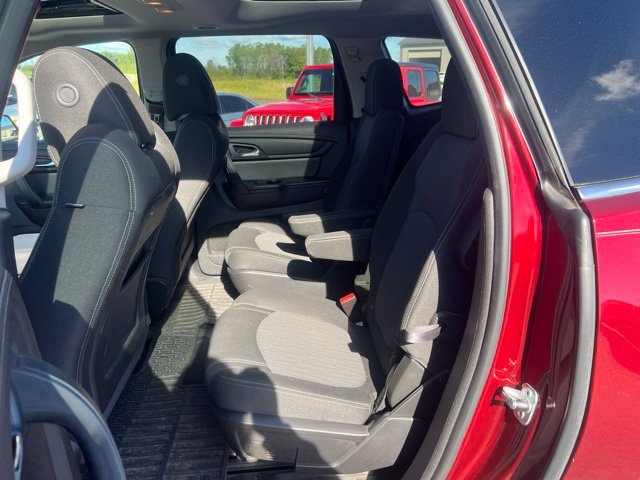 Used 2016 Siren Red Tintcoat Chevrolet LT image 13