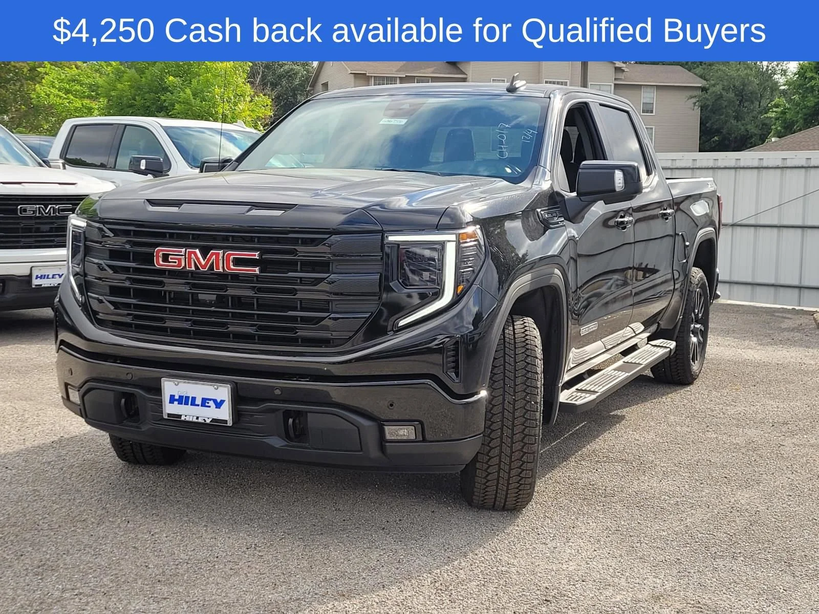 2026 GMC Sierra 1500 Elevation - Photo 2
