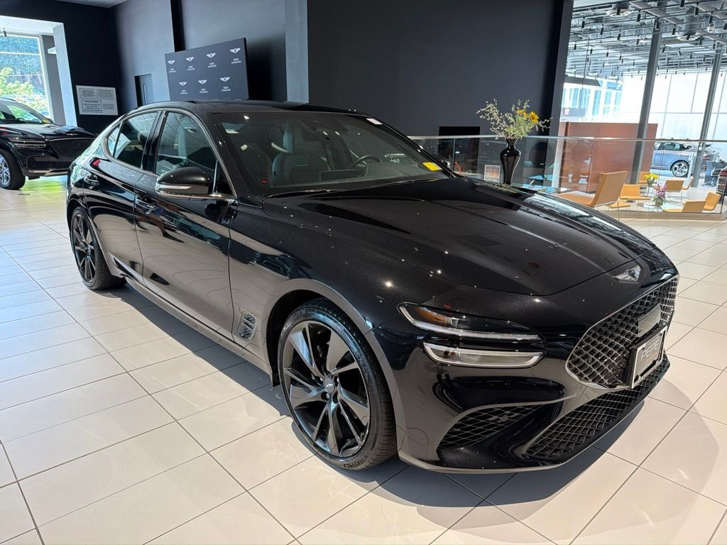 2023 Genesis G70