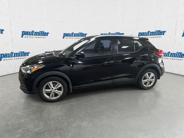 Used 2018 Black Nissan S image 7