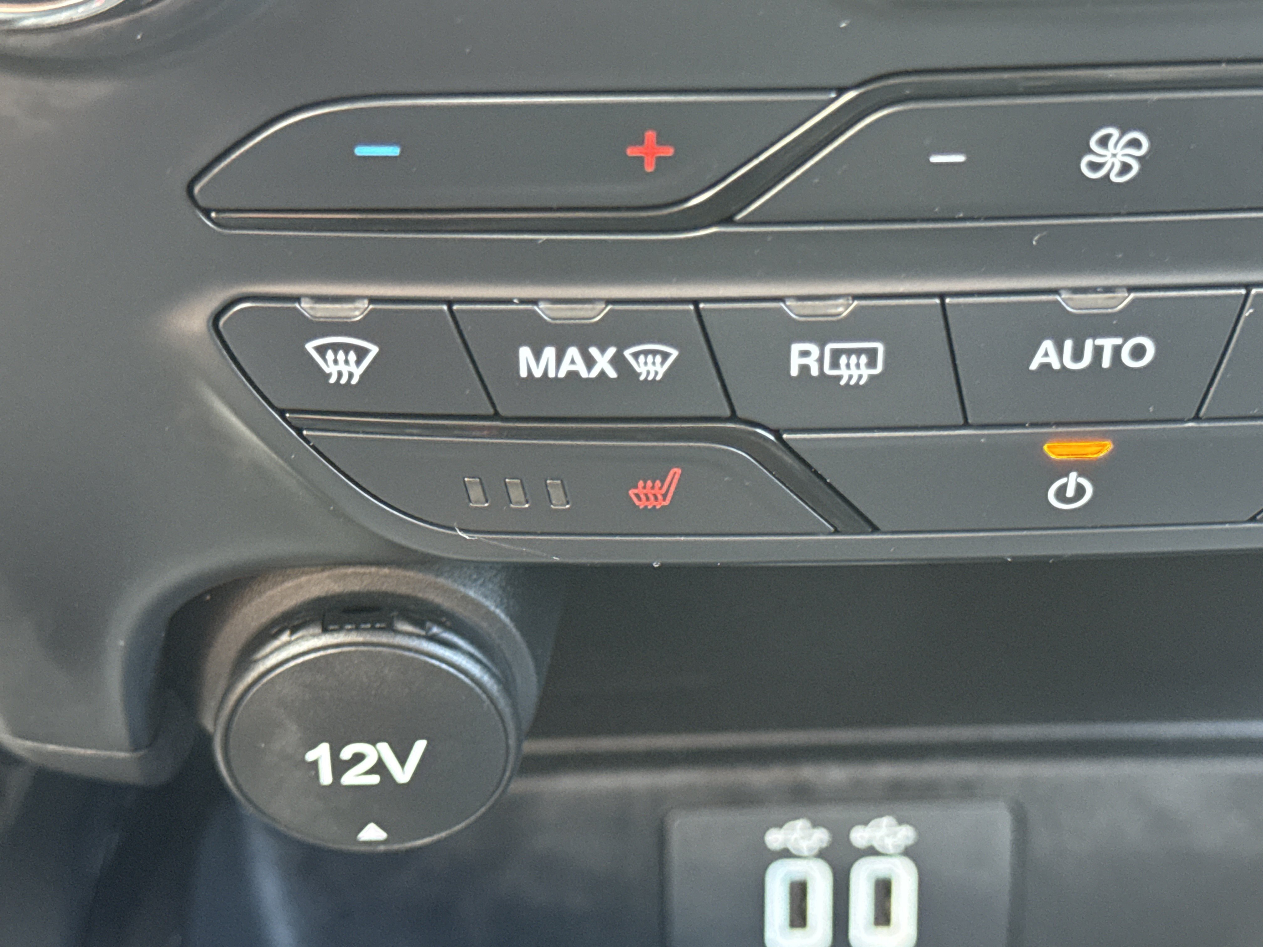 Used 2022 Carbonized Gray Metallic Ford XLT 4WD image 17