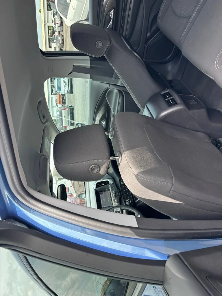 Used 2024  GMC SLE image 25
