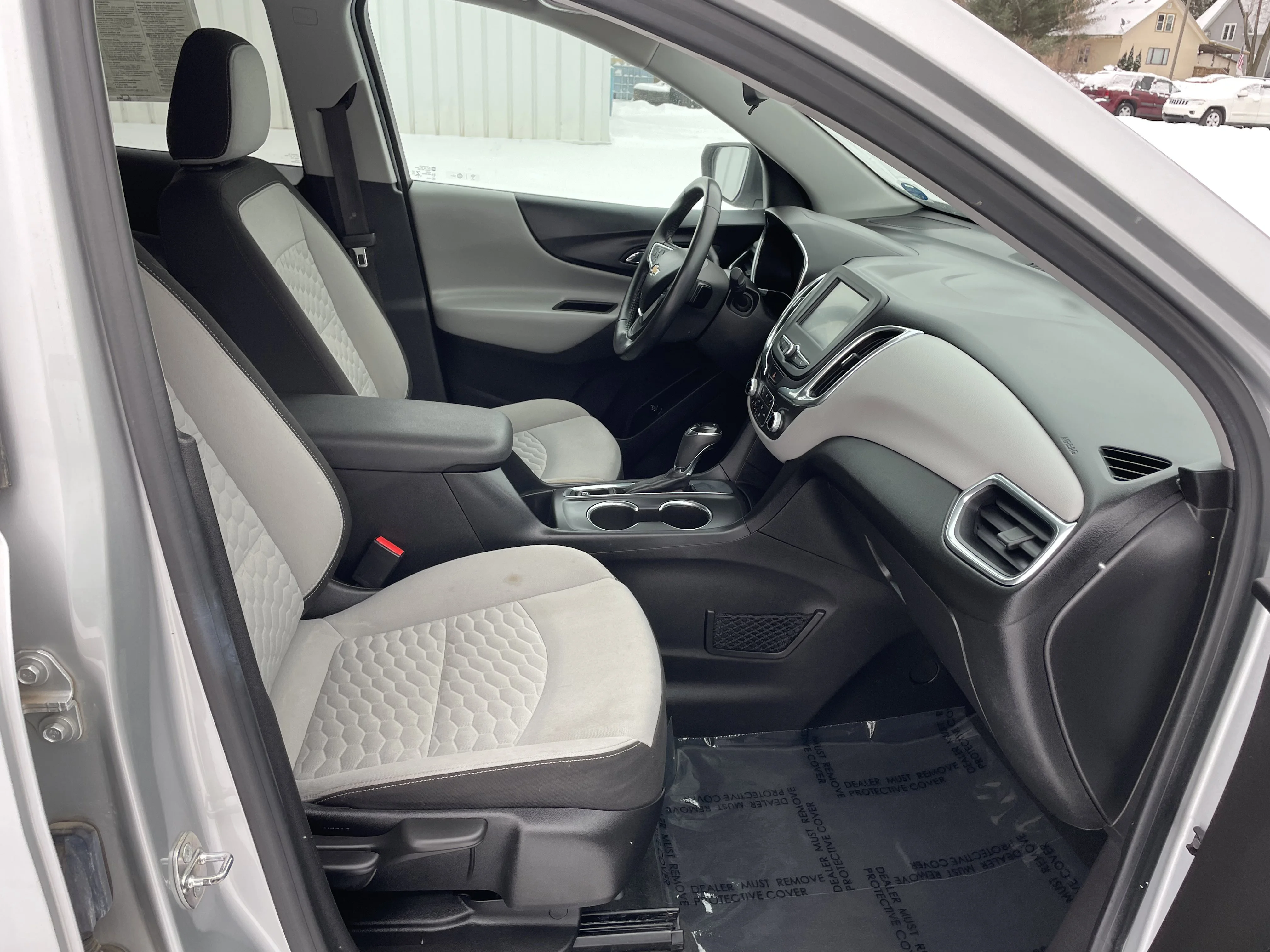 Used 2018 Silver Ice Metallic Chevrolet LT image 8