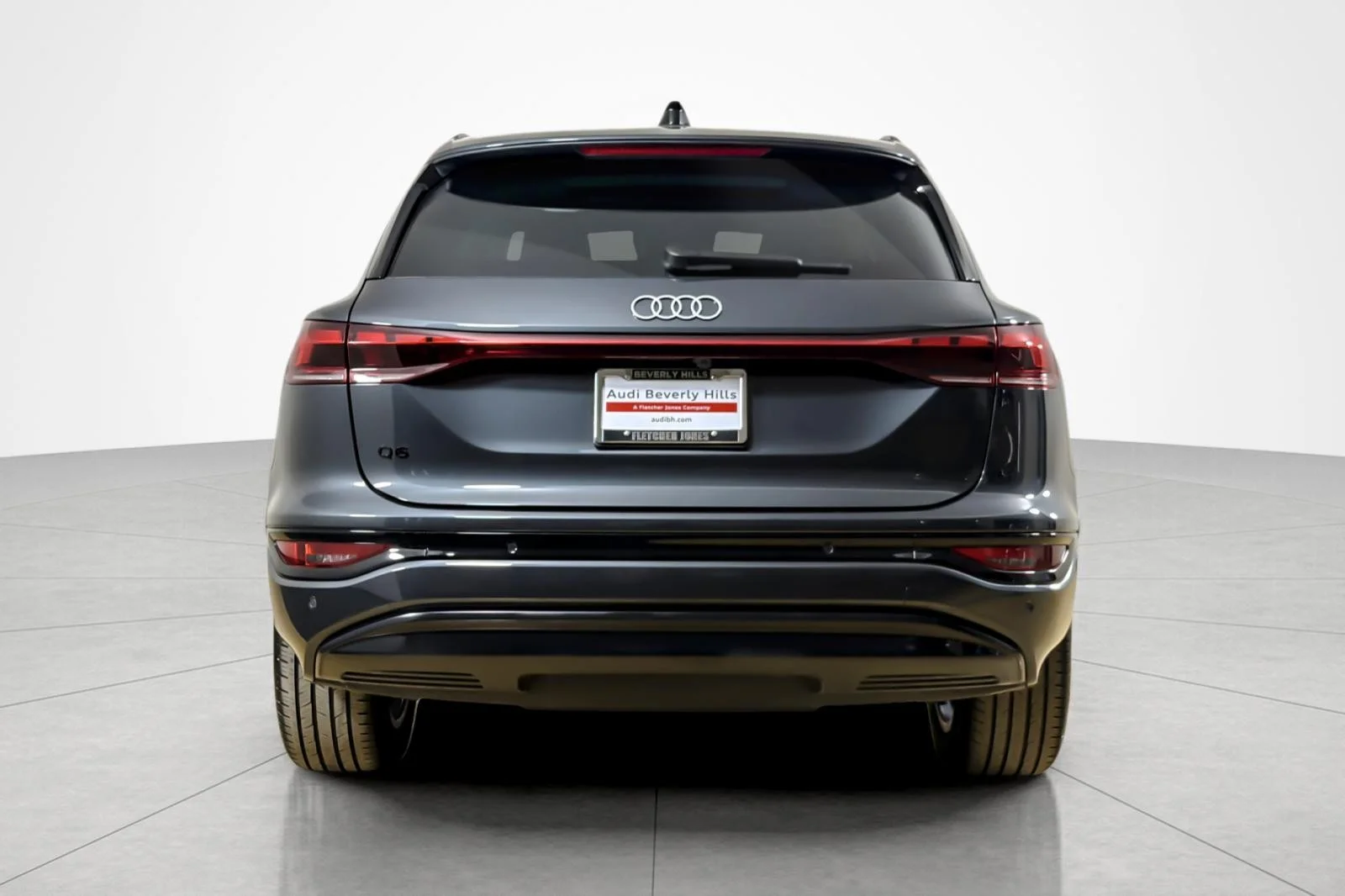 Used 2025 Manhattan Gray Metallic Audi Premium RWD image 4