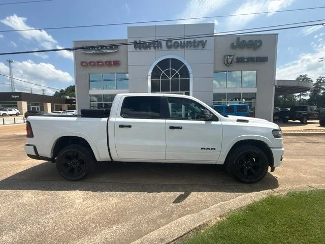 2025 RAM 1500 Big Horn/Lone Star 4x4 Crew Cab 5'7's photo