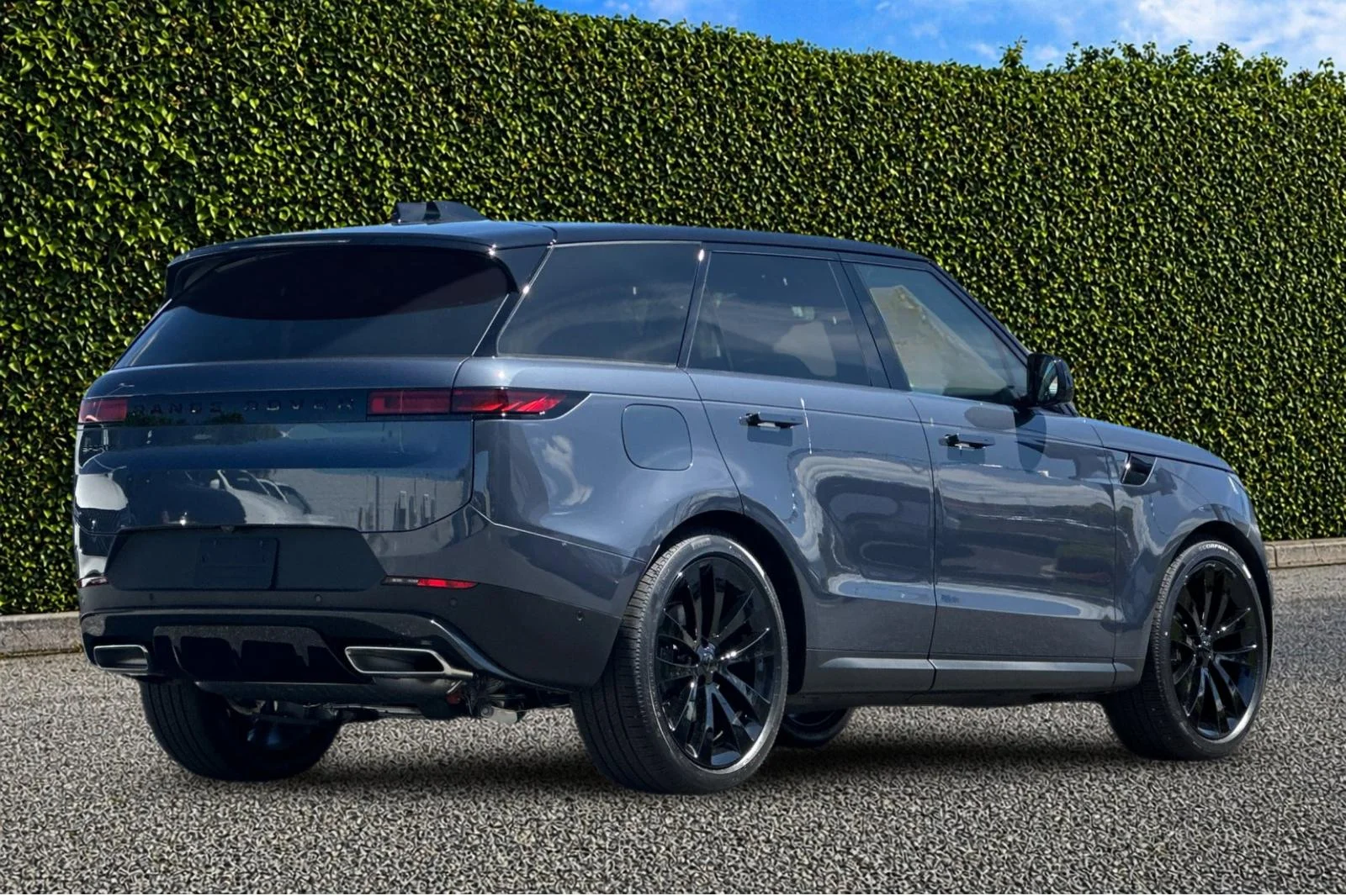 New 2026 Varesine Blue Land Rover SE image 6