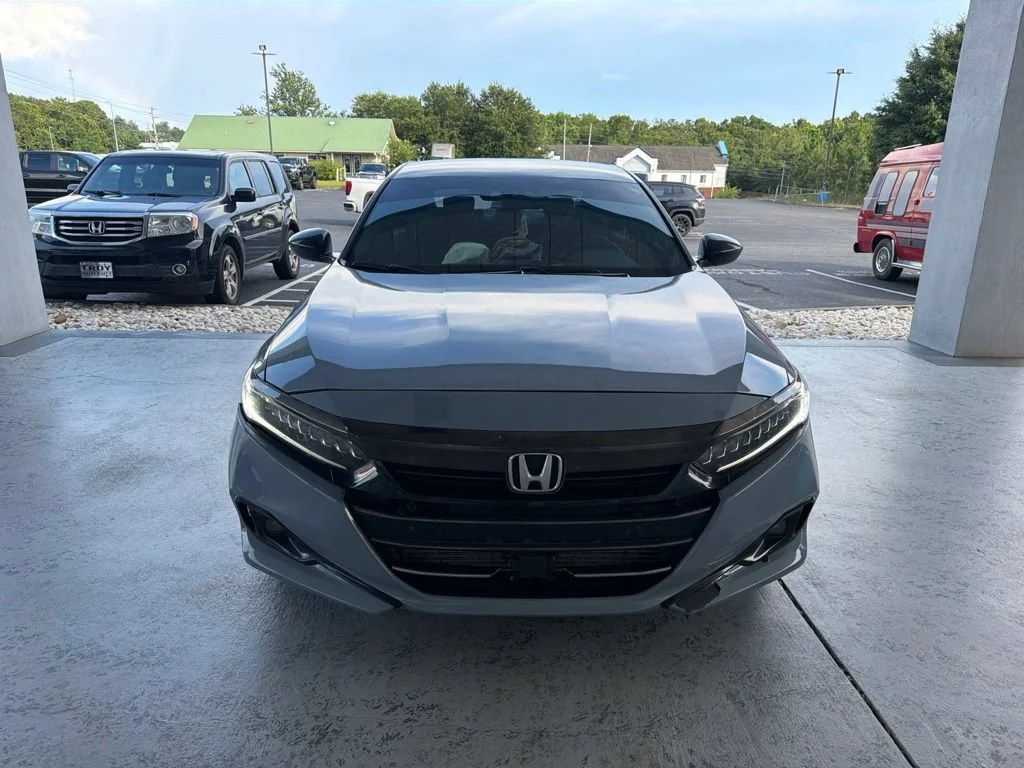 Used 2021 Gray Honda Sport image 3