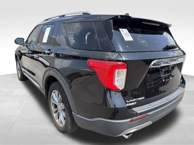 Used 2022 Black Ford Limited image 6