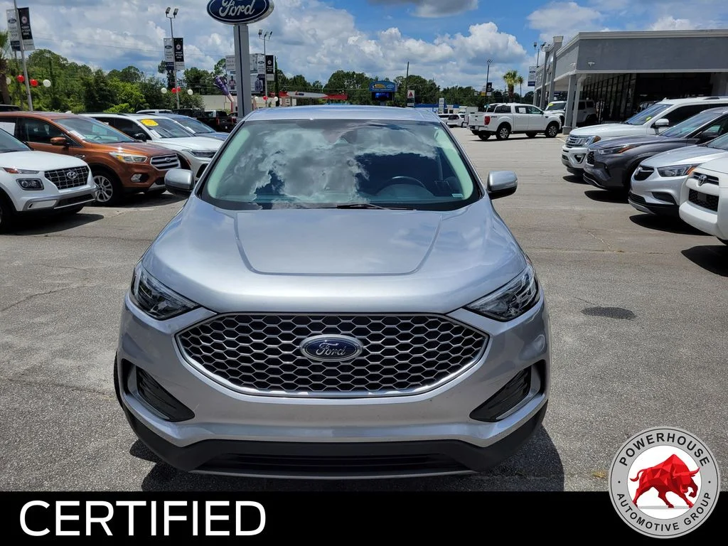 Used 2024 Silver Ford SEL image 9