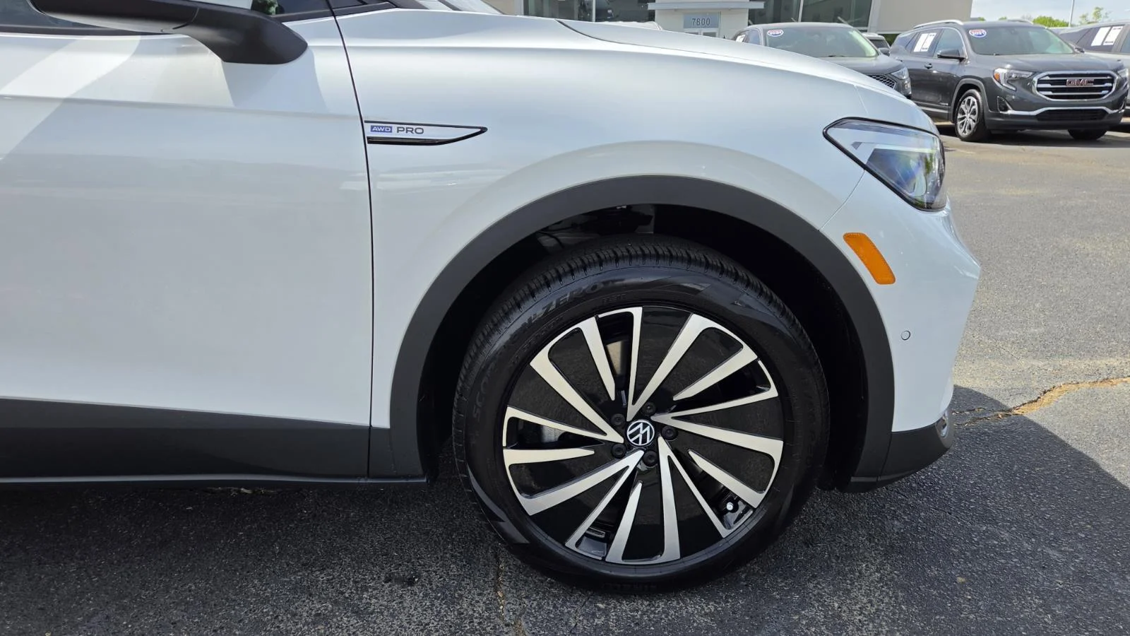 New 2026 Opal White Pearl Volkswagen Pro image 16
