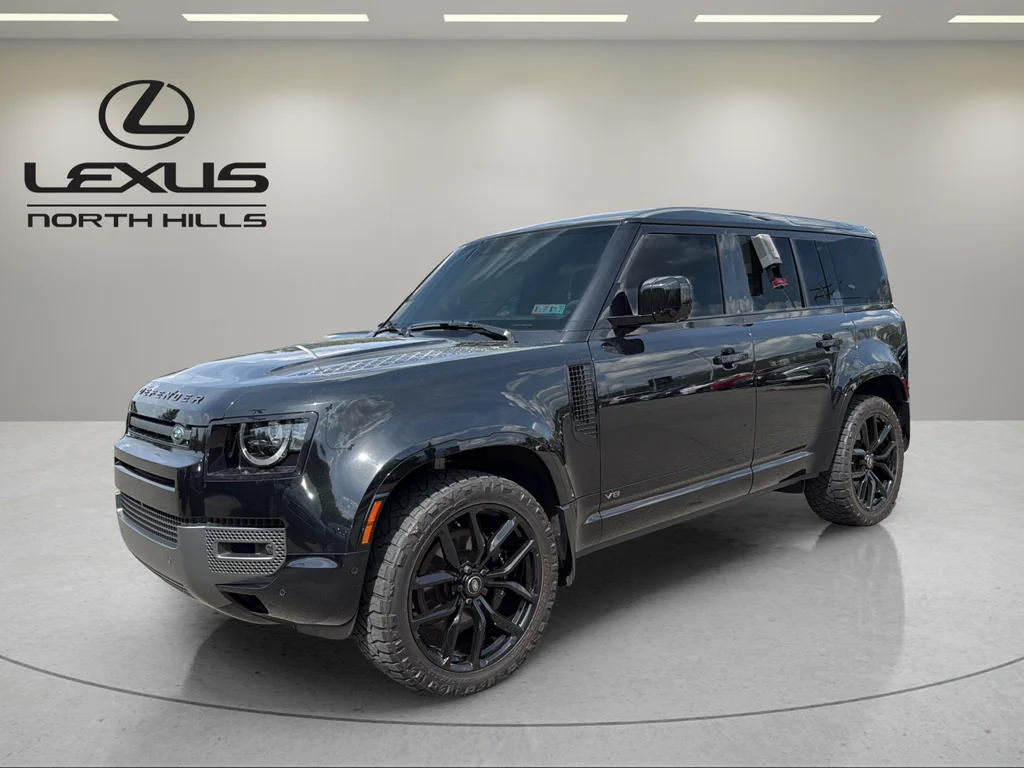 2023 Land Rover Defender V8