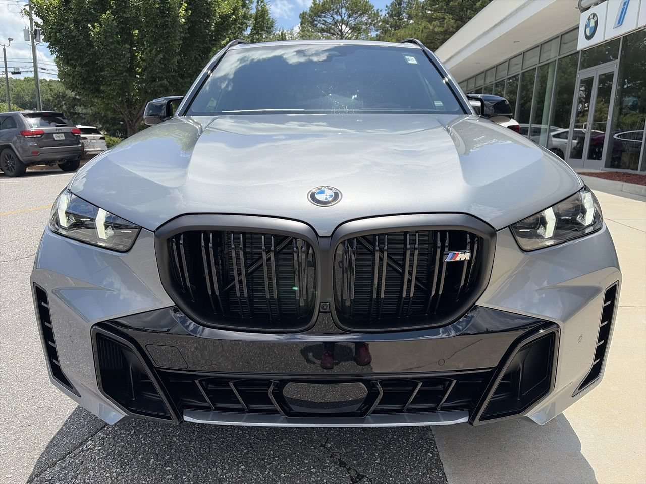 New 2026 Skyscraper Grey Metallic BMW M60i image 10