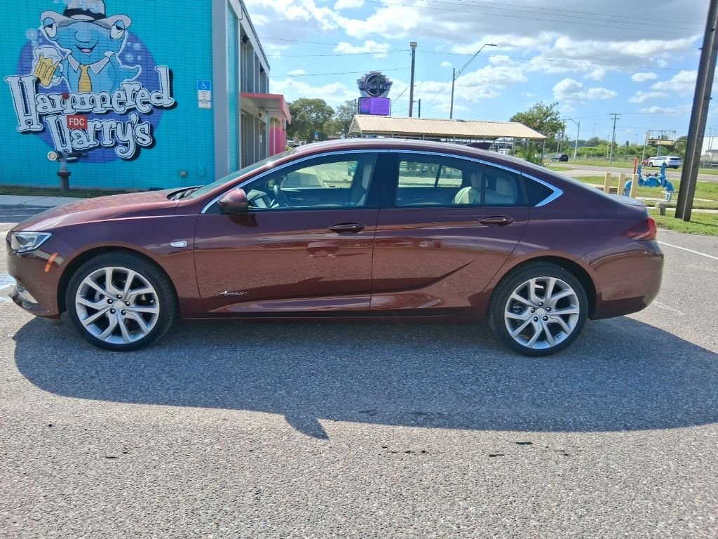 Used 2019 Red Buick Avenir image 6