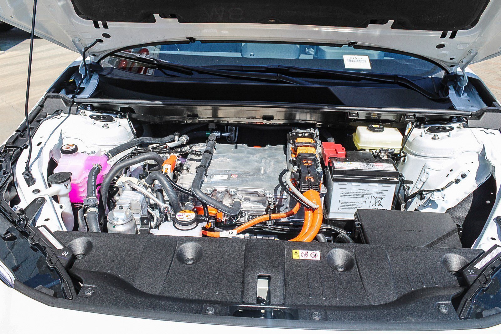 New 2026 Wind Chill Pearl <sup>1</sup> Toyota  XLE image 14