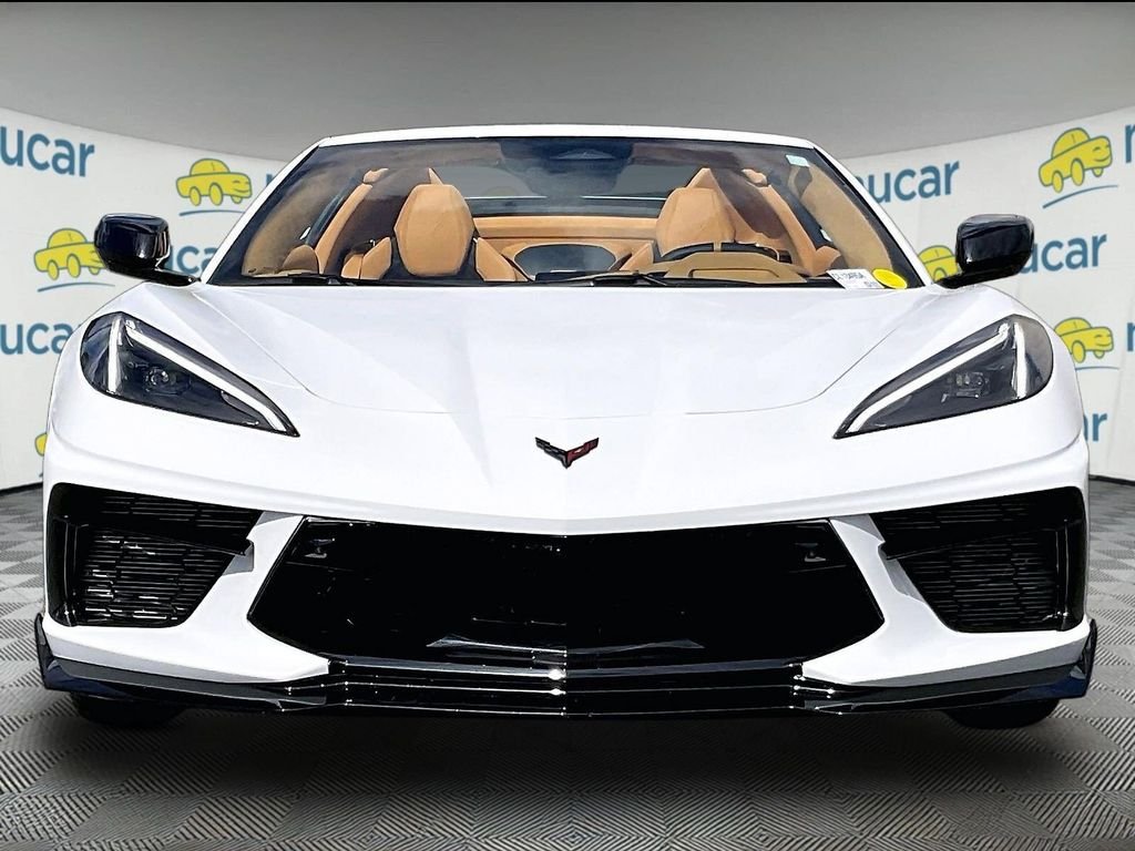 Used 2024 White Chevrolet Stingray image 2