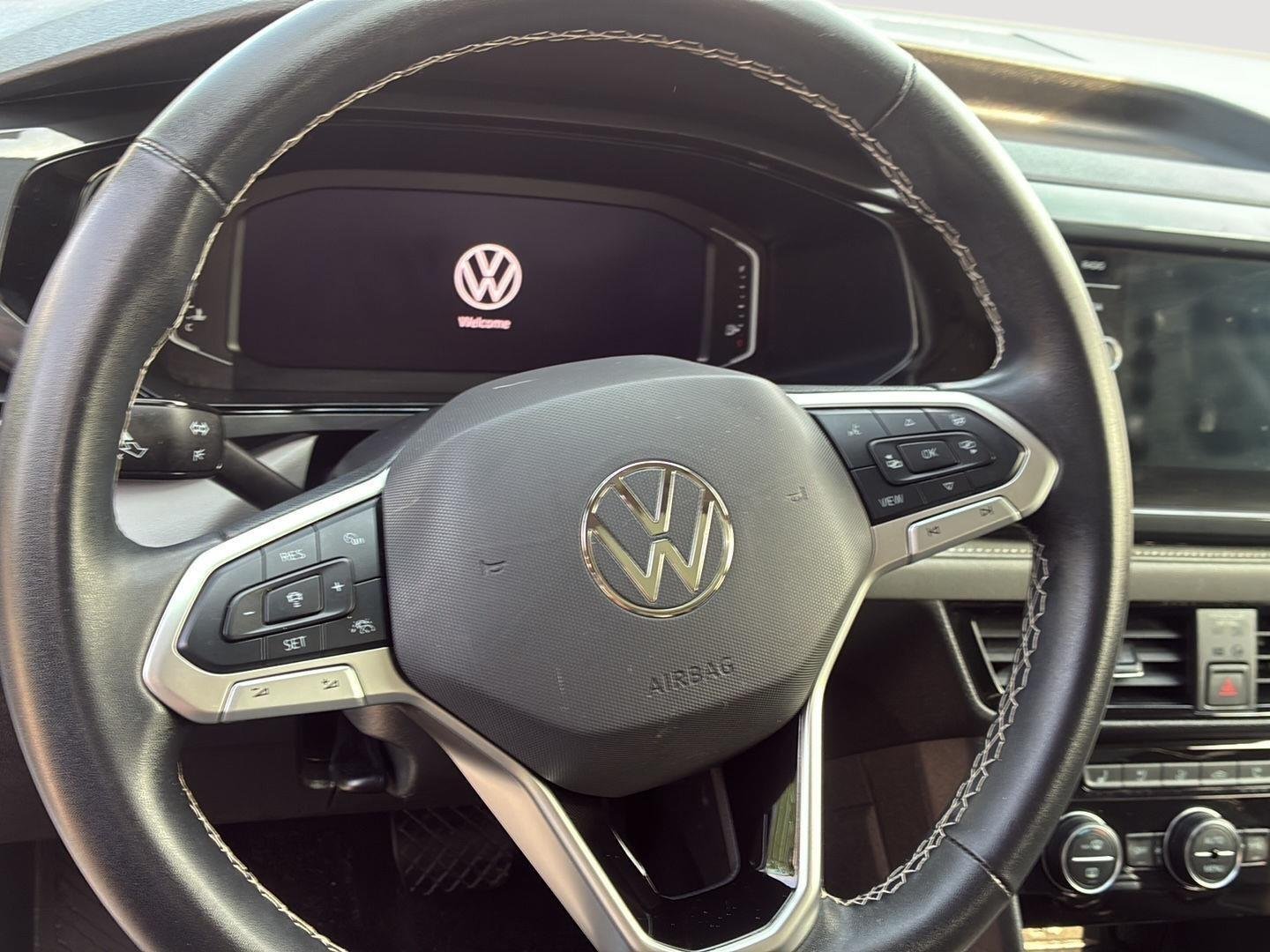 Used 2024 Pure White Volkswagen SEL image 33
