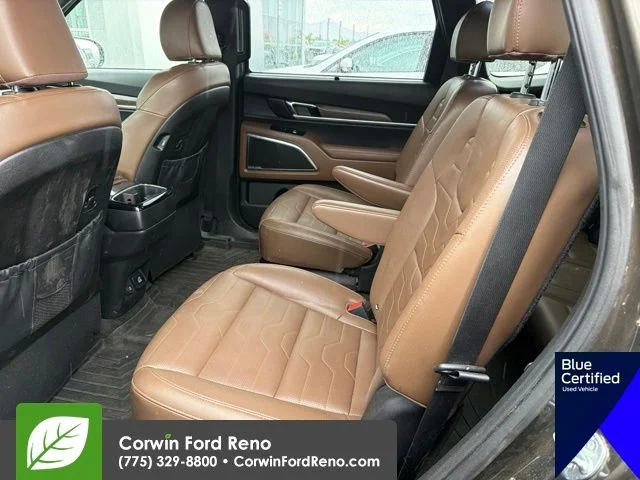 Used 2020 Dark Moss Kia SX image 12