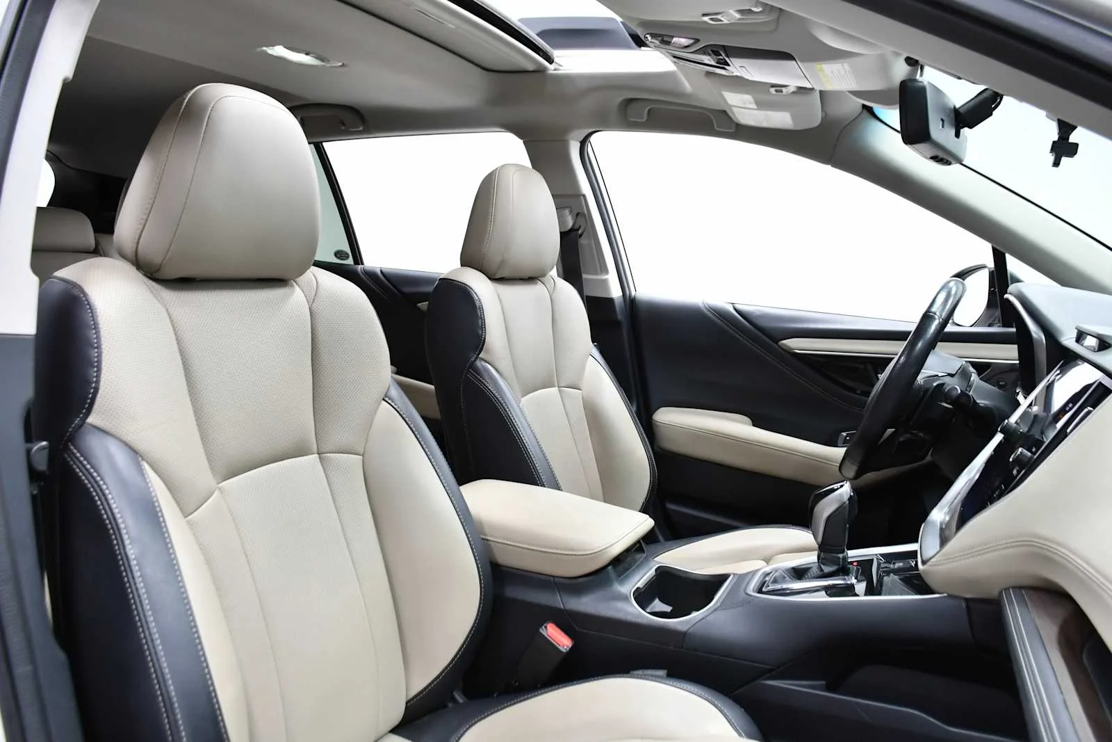 Used 2022 Crystal White Pearl Subaru Limited image 21