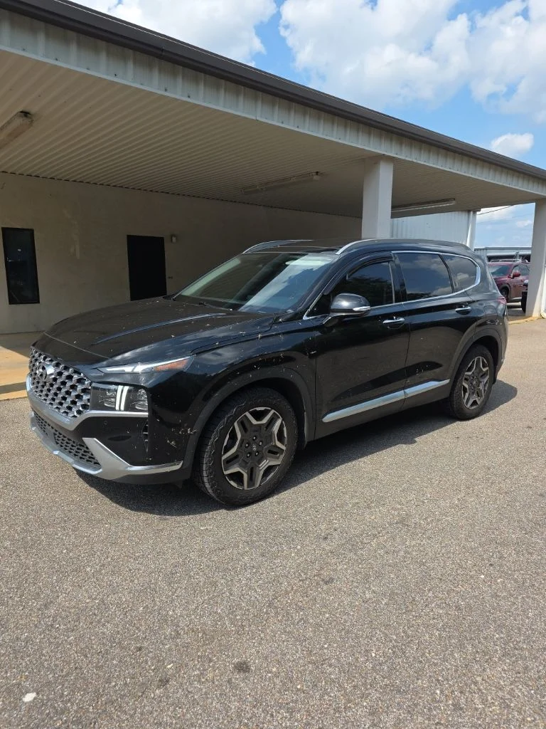 Used 2023 Black Hyundai Limited image 1