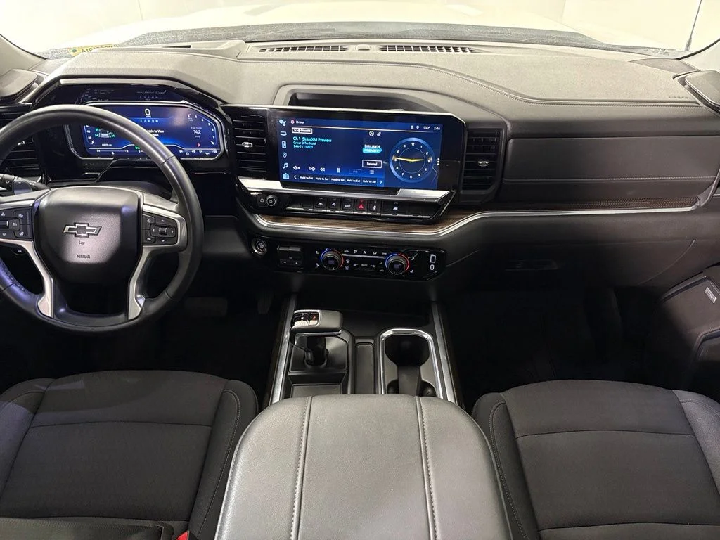Used 2023 White Chevrolet RST image 32