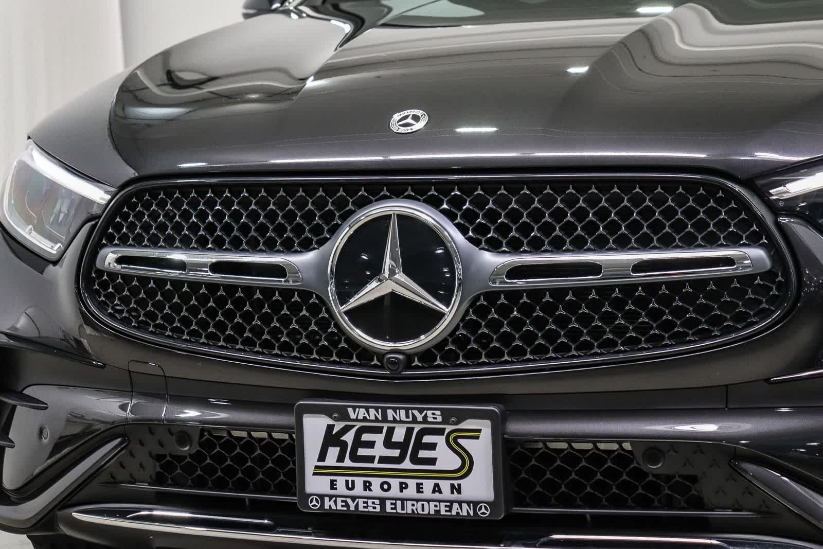 Certified Used 2026 Graphite Grey Metallic Mercedes-Benz GLC 300 image 8