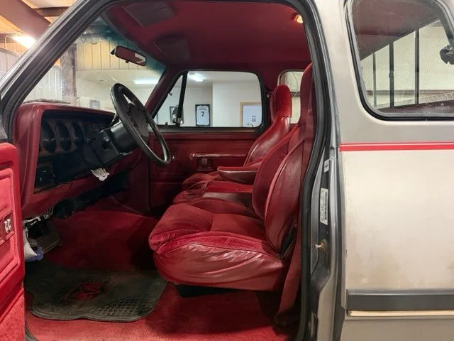 Used 1993 Gray Dodge Base image 10