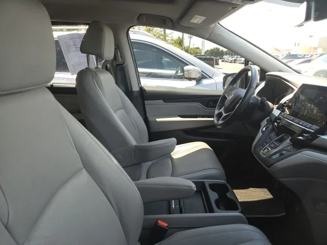 Used 2023 Gray Honda EX-L image 4