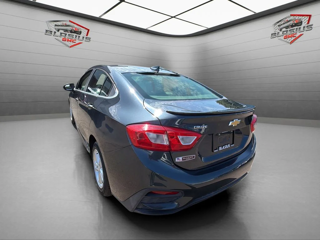 Used 2017 Gray Chevrolet LT image 3