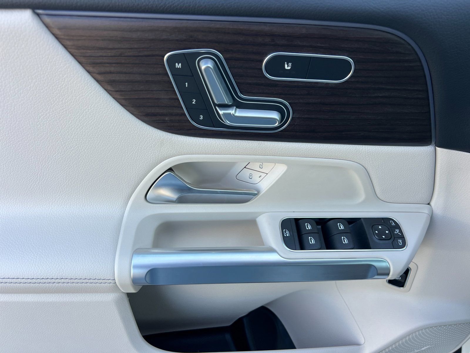 New 2026 Polar White Mercedes-Benz 250 image 14