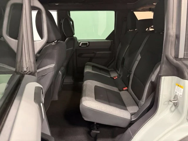 Used 2022 Green Ford Base image 28