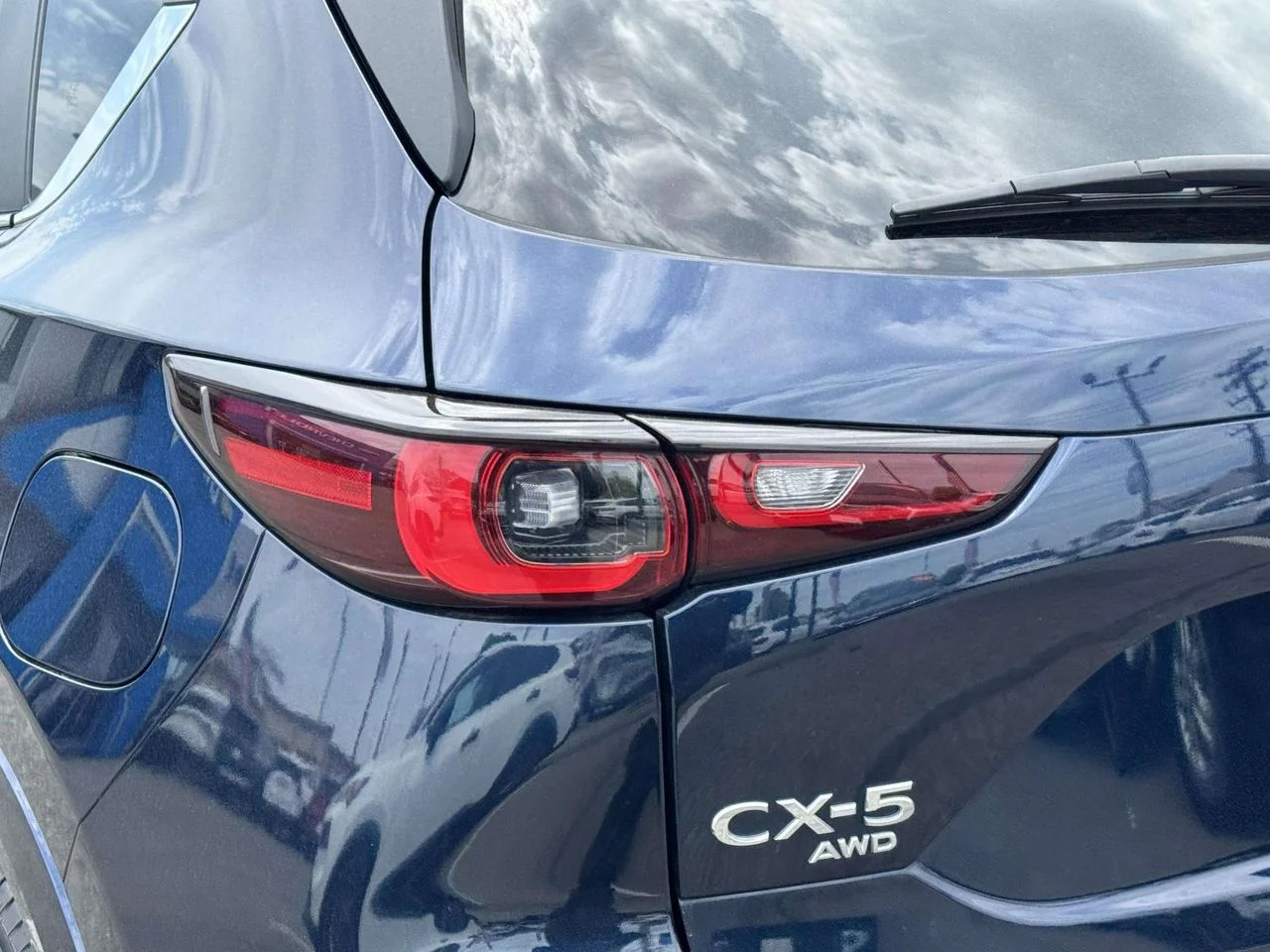 Used 2024 Deep Crystal Blue Mica Mazda 2.5 S Preferred image 13