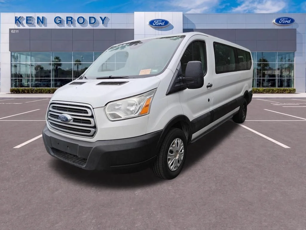 Certified Used 2019 White Ford XLT image 17