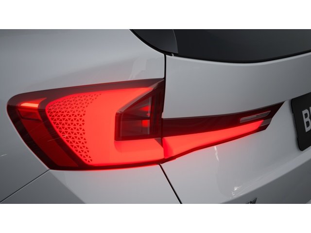 New 2026 Alpine White BMW xDrive28i image 8